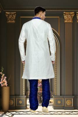 Off White Semi Indo Brocket Kurta Pajama 4