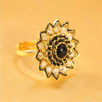 Beautiful Flower Pattern Zircon Ring 2