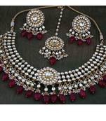 Ahmedabadi Patchi Kundan Re Onyx Necklace Set With Earrings And Tikka