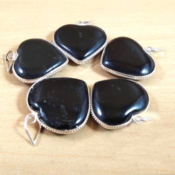 Black Tourmaline Heart Pendant Natural Gem Original  Chakra Balancing 4