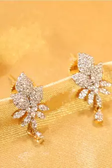 Gorgeous Looking American Diamond Mangal Sutra