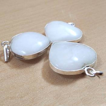 White Agate Heart Pendant Natural Gem Original  Chakra Balancing 4