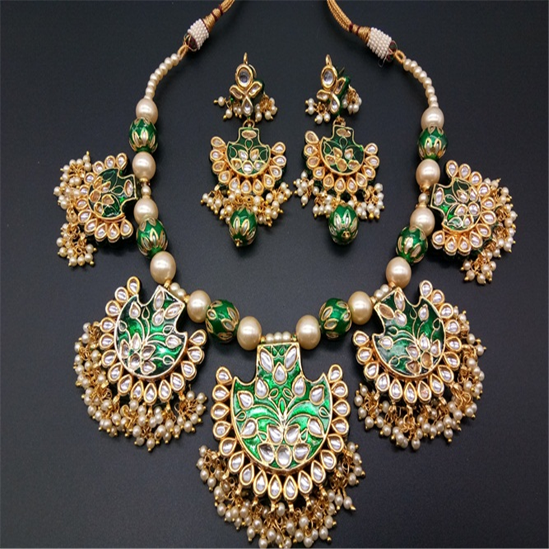 Green pearl necklacesets Satyam Jewellery NX 2436132