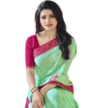 Green printed georgette saree with blouse 2