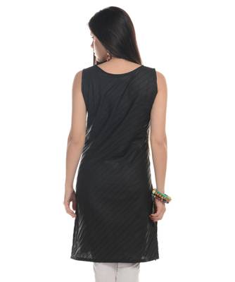 Black Plain Cotton Stitched Kurti 3