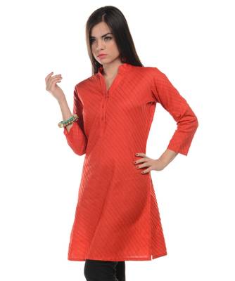 Red Plain Cotton Stitched Kurti 3