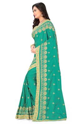 Green Embroidered Silk Blend Saree With Blouse 4
