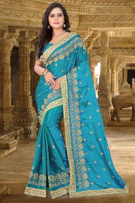 Blue Embroidered Silk Blend Saree With Blouse 2