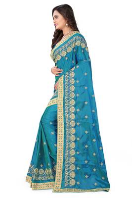 Blue Embroidered Silk Blend Saree With Blouse 3