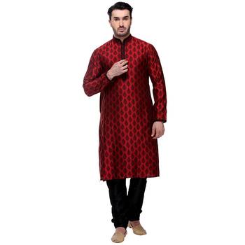 Indian Poshakh Kurta Pajama Print With Threading 1