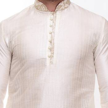 Indian Poshakh Kurta Pajama  Machine Embriodery With  Threading 3