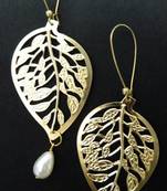 GoldenMetalNakshiLeafPearlDrop