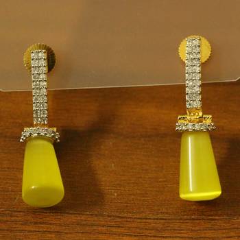 Diamond Look Yellow Stone Earrings 1