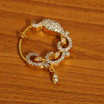 Peacock Diamond Look Pressable Nose Ring 1