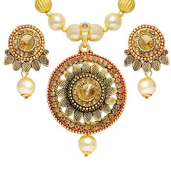 Gold Diamond Pendants 1