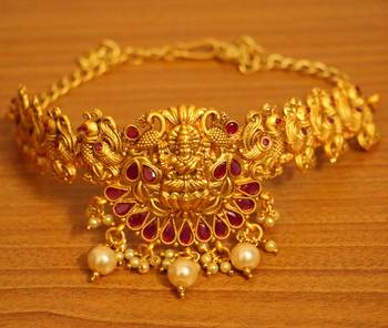 Ruby Gold Look Temple Jewellery Bajuband 1
