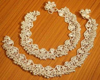 Zircon Studded Silver Plated Anklets 1