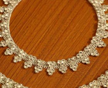 Flower Shaped Zircon Studded Silver Plated Anklets 2