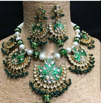 Padmawati Meenakari Emrald Green Women Royal Necklace Set 2