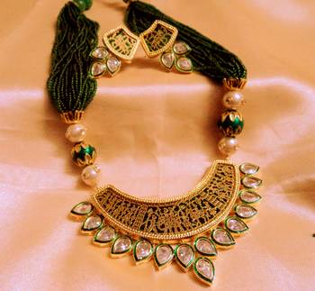 Kundan Thewa Green Necklace 1