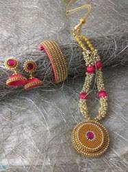 Pink diamond necklaces 1