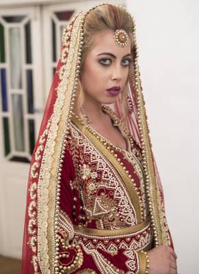 Maroon Moroccan Style Long Sleeve Wedding Kaftan With Trail 3