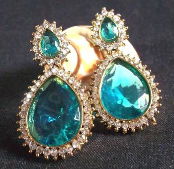 Pearl Stone Drop Sea Blue Earring 1