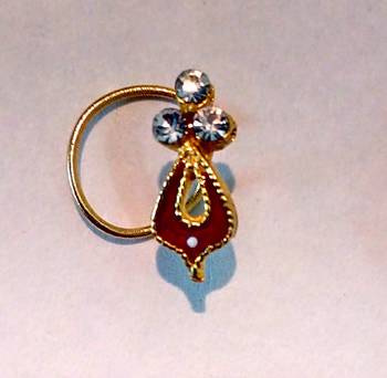 Designer Bold Maroon Nose Pin 2