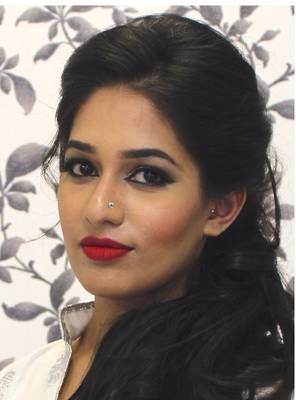 Diamond Stone Elegant Look Designer Nose Pin 1