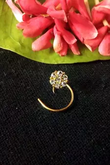 Designer 8 Diamond Stone Golden Nose Ring