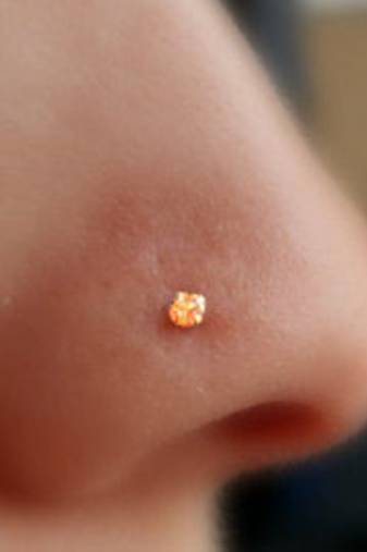 Designer Small Nose Pin