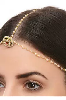 Designer Agate Stone Pearl Chained Maang Tikka