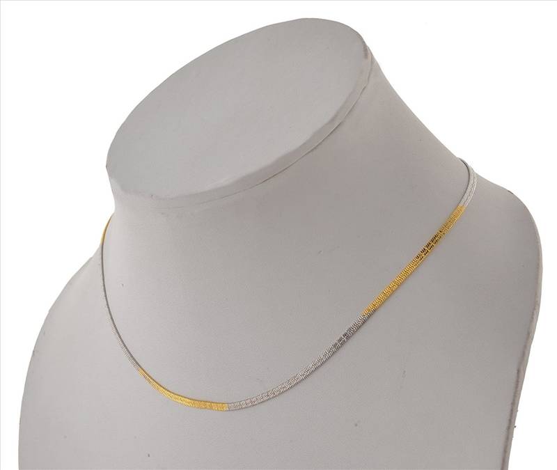 Dual Tone Simple Neck Chain Which can be used alone or you can add your Pendant in It.