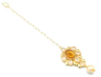 Leaf Shaped Maang Tikka Decorated With American Diamond 3