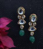 Kundan Studs With Green Oynx
