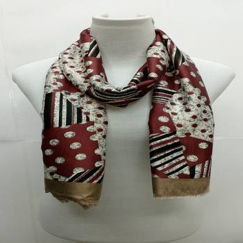 White  Cotton Islamic Style Stole Daily Wear Arabian Hijab 3