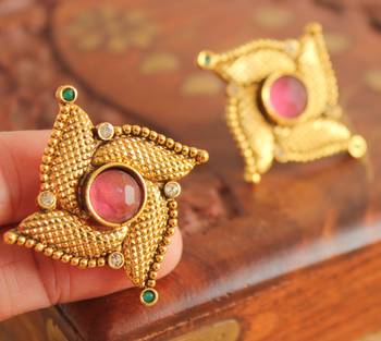Beaituful Antique Ruby Flower Stud 1
