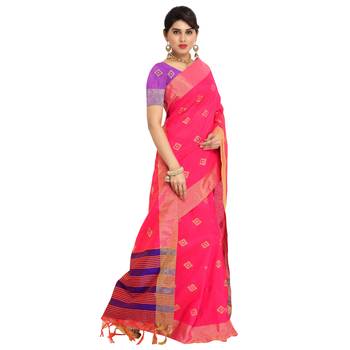 Pink woven cotton silk saree with blouse 3