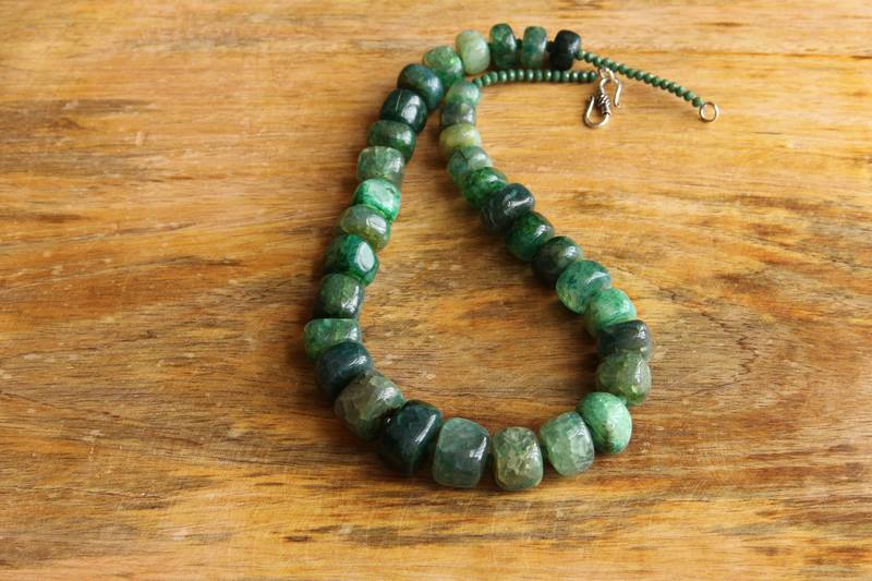 Agates necklace