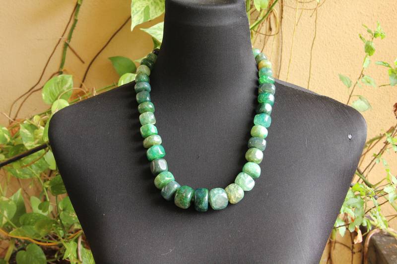 Agates necklace