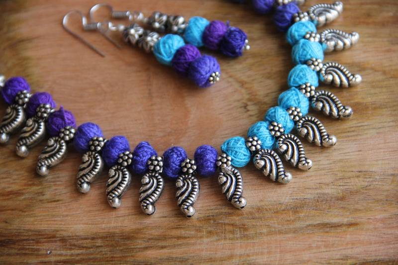 Tribal thread necklace