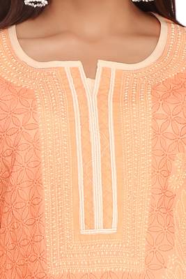 Peach Embroidered Cotton Chikankari Kurti  4