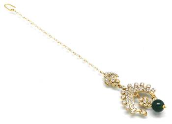 Crown Shaped Maang Tikka With Crystal 1