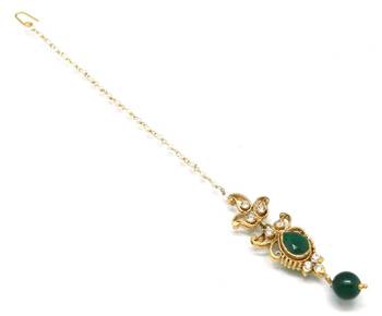 Leaf Style Maang Tikka Decorated With Crystal 2