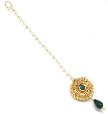 Leaf Work Maang Tikka With Crystal 1