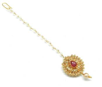 Leaf Work Maang Tikka With Crystal 2