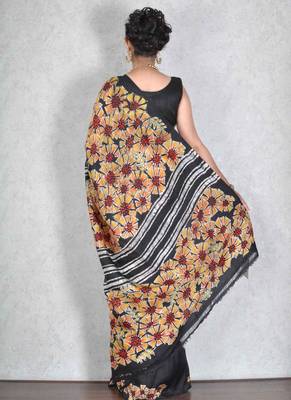 White printed silk saree with blouse 3