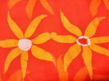 Red printed silk saree with blouse 3