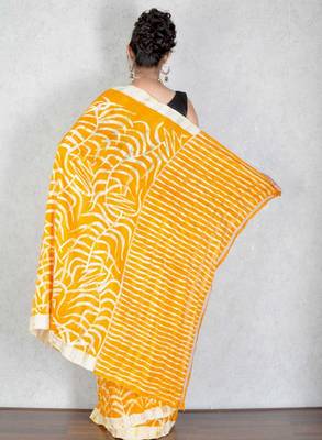 Yellow printed silk saree with blouse 3
