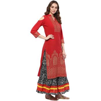 Red Colour Straight Crepe Gold Foil Print Kurta 5